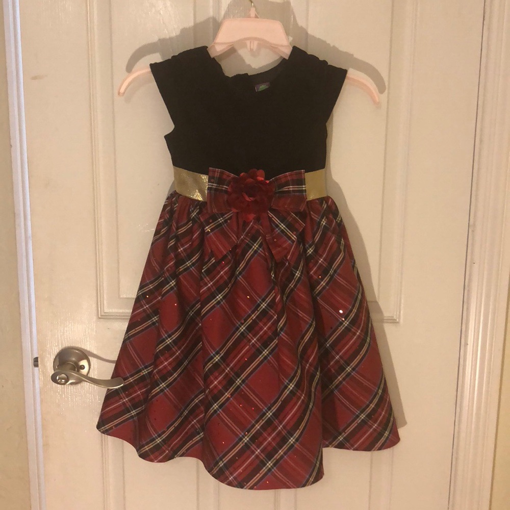 Girls party dress